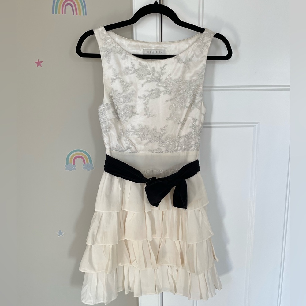EVER NEW (FOREVER NEW Australia) White, detailed, belted, Dress, US 2